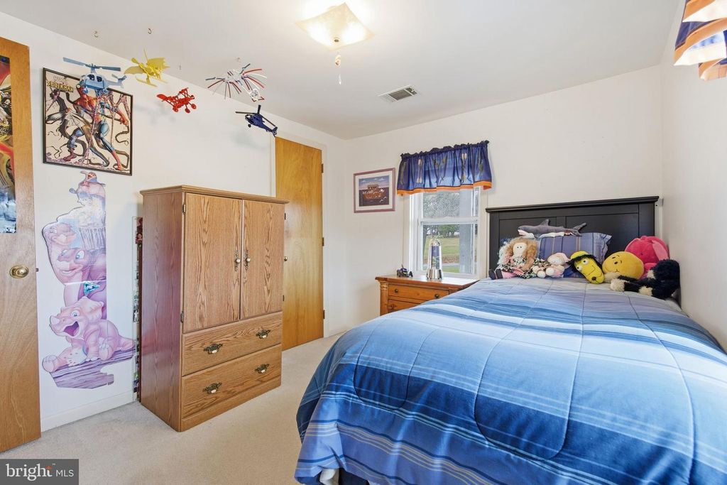 Image 26 of property listing at 11856 RENNER RD, Keymar, MD 21757