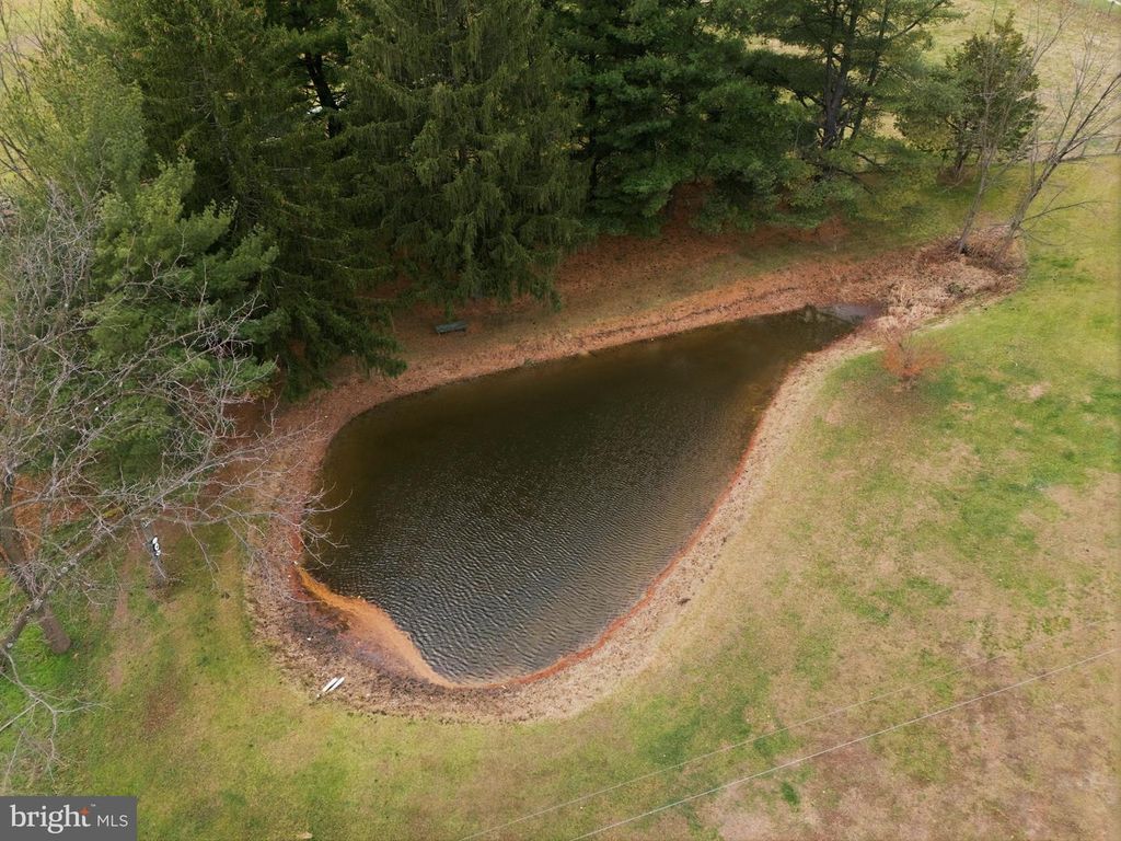 Image 31 of property listing at 11856 RENNER RD, Keymar, MD 21757