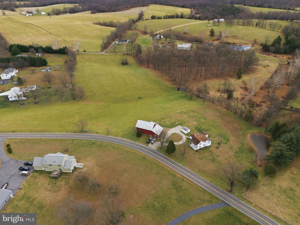 Image 32 of property listing at 11856 RENNER RD, Keymar, MD 21757