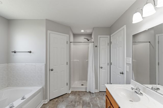 3740 Wheatfield Ln, Clarksville, TN 37040