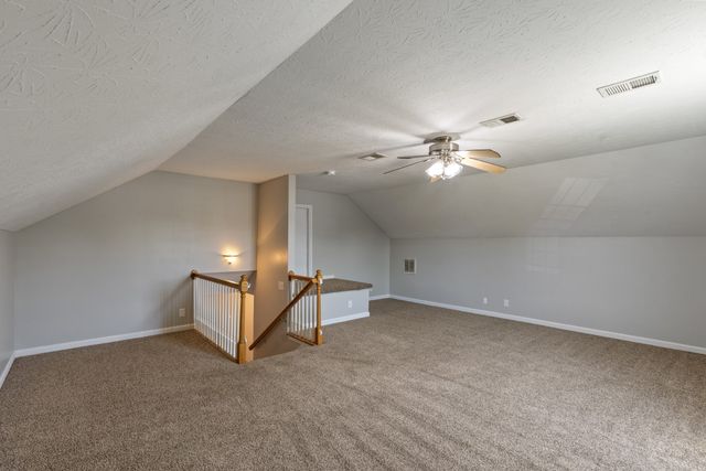 3740 Wheatfield Ln, Clarksville, TN 37040