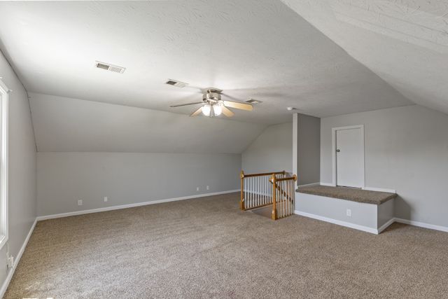 3740 Wheatfield Ln, Clarksville, TN 37040