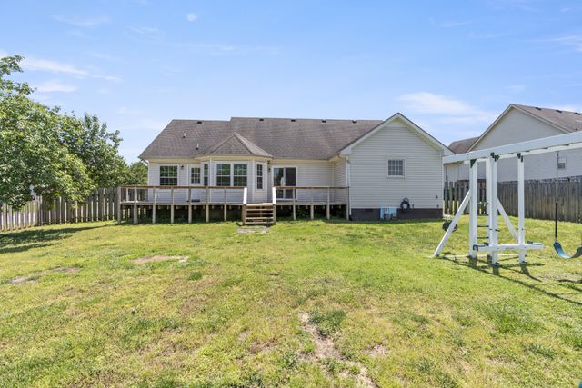 3740 Wheatfield Ln, Clarksville, TN 37040
