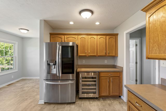 3740 Wheatfield Ln, Clarksville, TN 37040