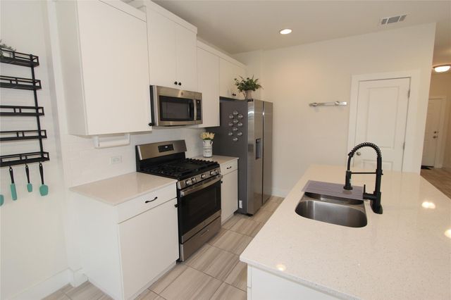 131 Furlong DR, Georgetown, TX 78626