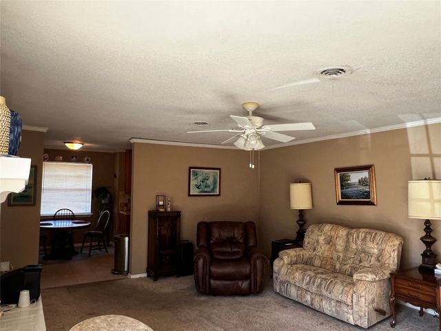 6161 Walla Avenue, Fort Worth, TX 76133