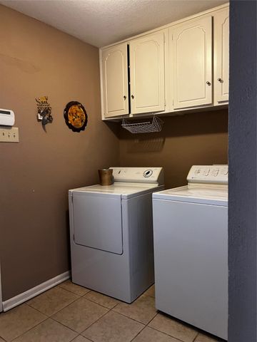 6161 Walla Avenue, Fort Worth, TX 76133