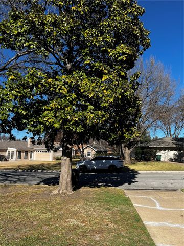 6161 Walla Avenue, Fort Worth, TX 76133