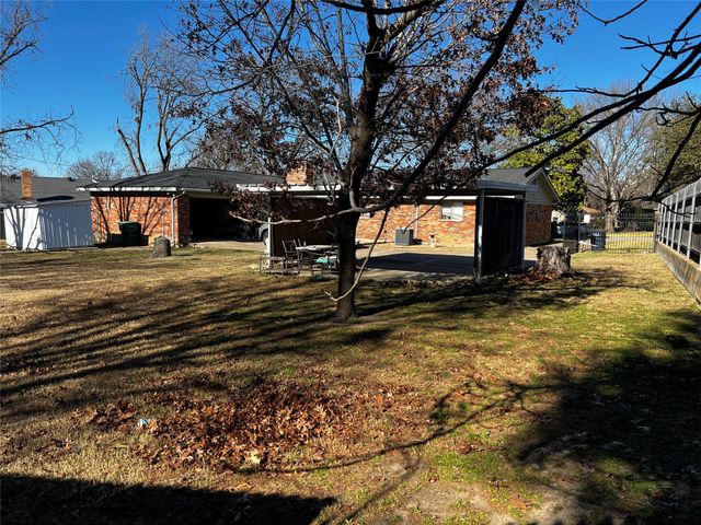 6161 Walla Avenue, Fort Worth, TX 76133