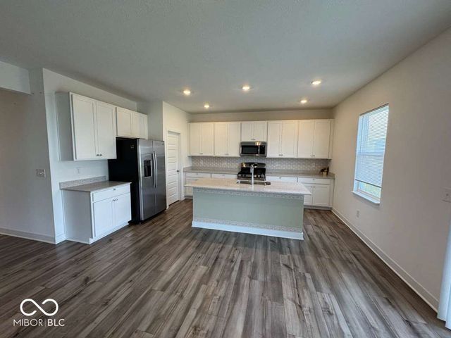 8585 Tripp Road, Pendleton, IN 46064