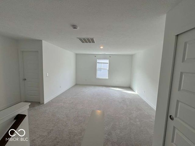 8585 Tripp Road, Pendleton, IN 46064