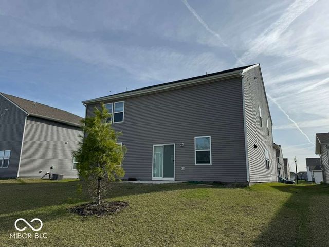 8585 Tripp Road, Pendleton, IN 46064