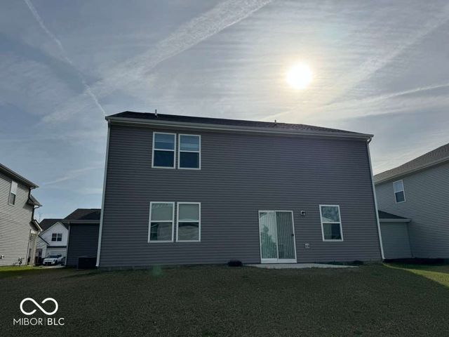 8585 Tripp Road, Pendleton, IN 46064