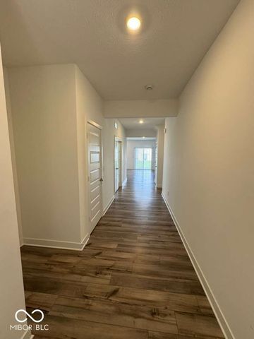 8585 Tripp Road, Pendleton, IN 46064