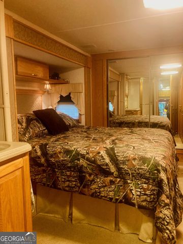 1112 Creekside Drive, Hiawassee, GA 30546