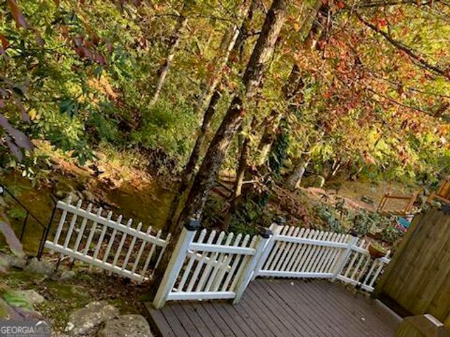 1112 Creekside Drive, Hiawassee, GA 30546