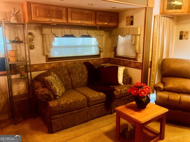 1112 Creekside Drive, Hiawassee, GA 30546