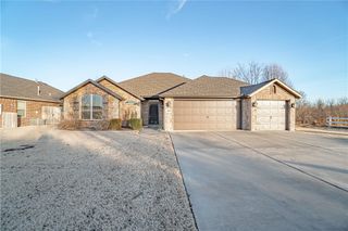 2005 SW Birch Street, Bentonville, AR 72712