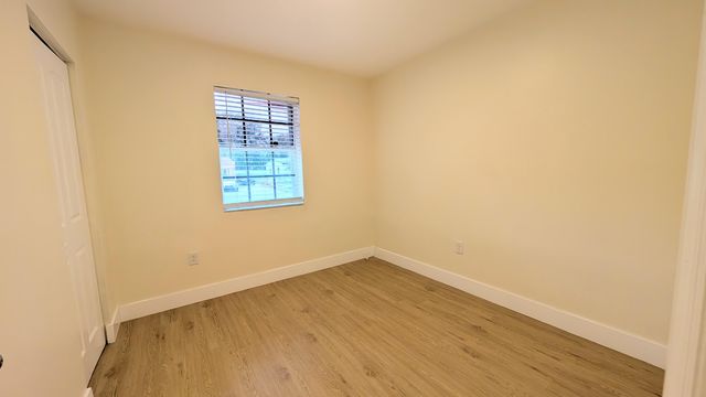 541 N 68th Way, Hollywood, FL 33024
