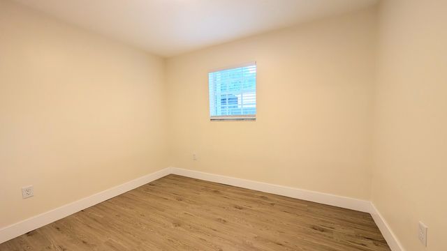 541 N 68th Way, Hollywood, FL 33024