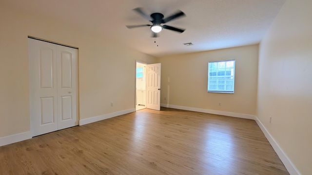541 N 68th Way, Hollywood, FL 33024