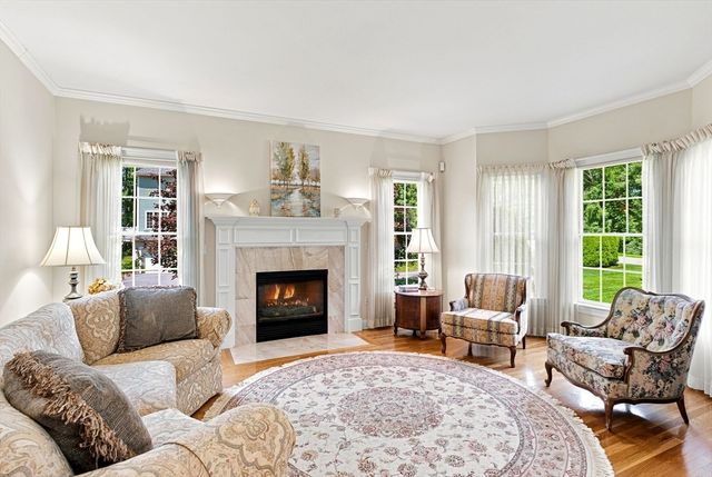 7 Jordyn Lane, Andover, MA 01810