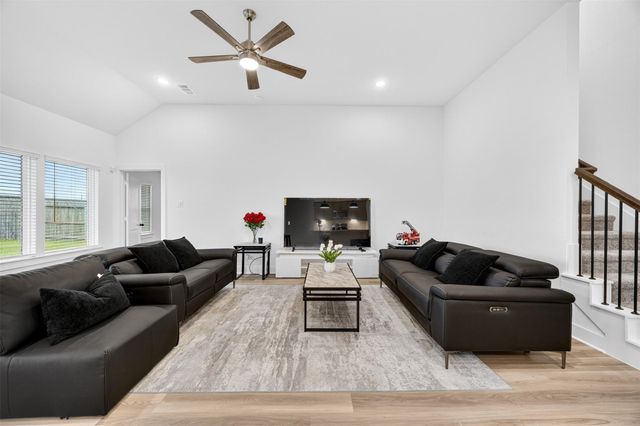 8603 Pier Cove Drive, Cypress, TX 77433