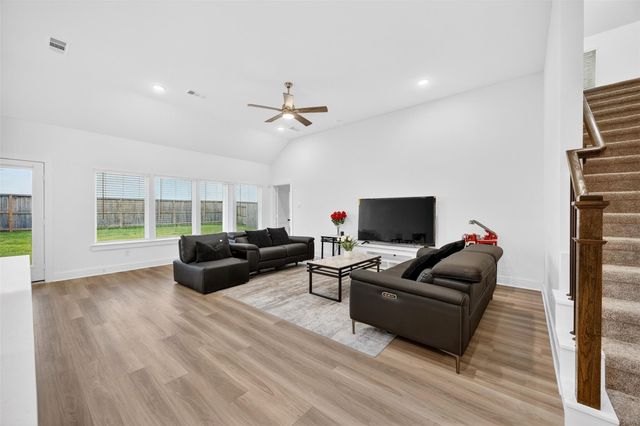 8603 Pier Cove Drive, Cypress, TX 77433
