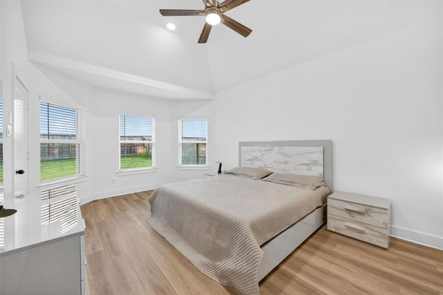 8603 Pier Cove Drive, Cypress, TX 77433