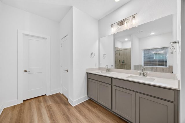 8603 Pier Cove Drive, Cypress, TX 77433