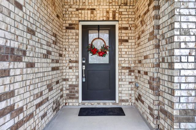 8603 Pier Cove Drive, Cypress, TX 77433