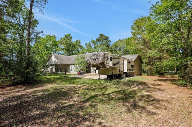 1290 Spring Ridge Road, Coldspring, TX 77331