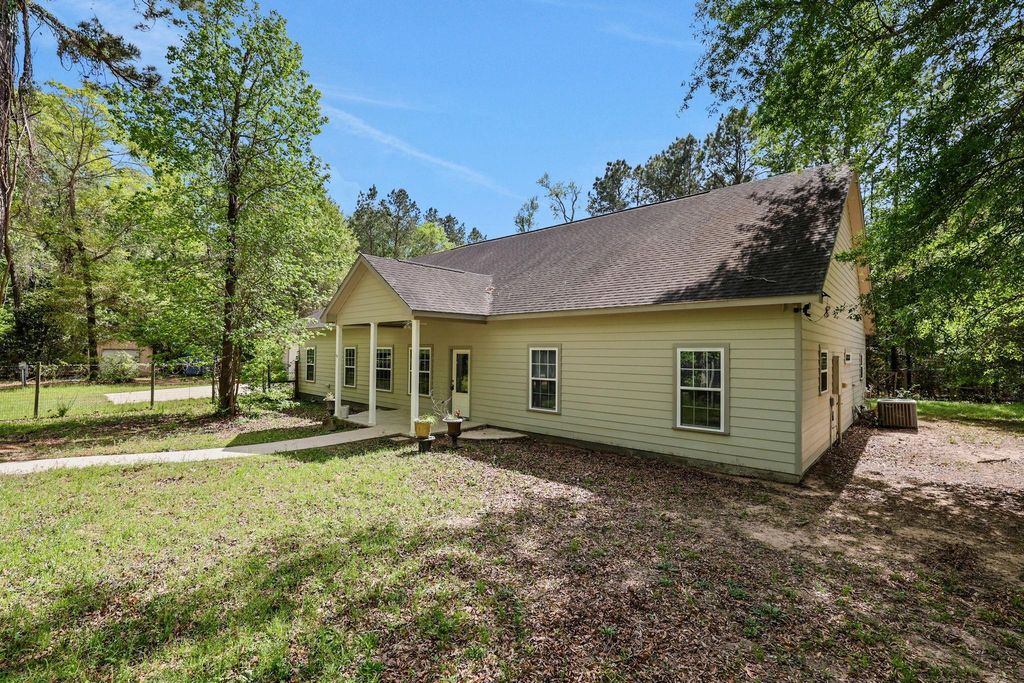 1290 Spring Ridge Road, Coldspring, TX 77331