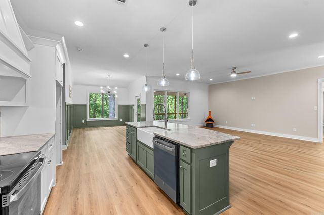 624 Valhalla Drive, Greers Ferry, AR 72044