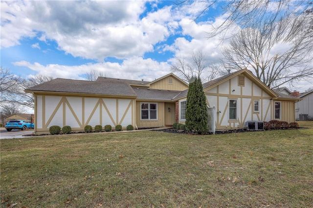 7102 Mastin Street, Shawnee, KS 66203