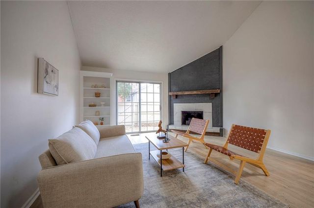 7102 Mastin Street, Shawnee, KS 66203