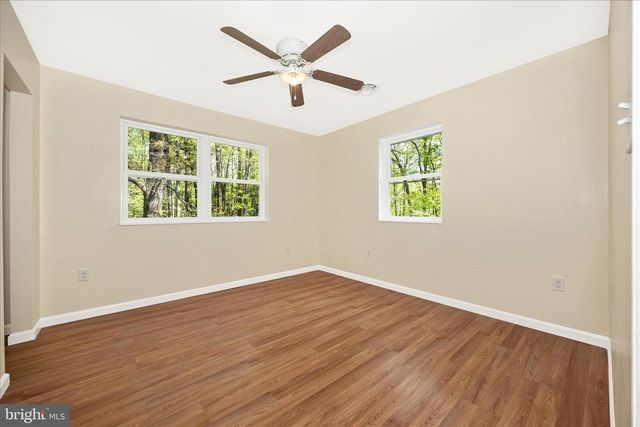 6518 WOODVILLE RD, Mount Airy, MD 21771
