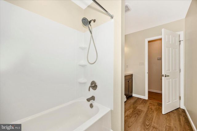 6518 WOODVILLE RD, Mount Airy, MD 21771