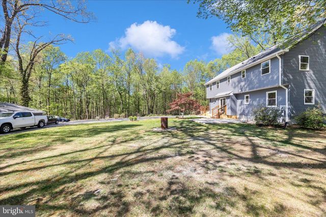 6518 WOODVILLE RD, Mount Airy, MD 21771