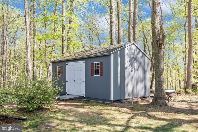 6518 WOODVILLE RD, Mount Airy, MD 21771