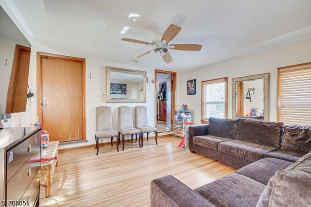 3 E High St, Bound Brook Boro, NJ 08805