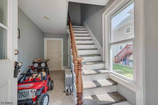 3 E High St, Bound Brook Boro, NJ 08805