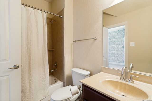 8263 Mystic Chase, Boerne, TX 78015