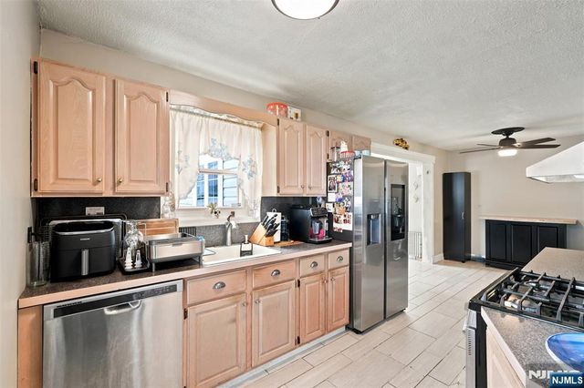 202 Lenox, Paterson, NJ 07502