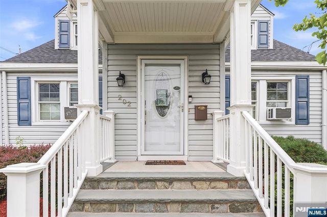 202 Lenox, Paterson, NJ 07502