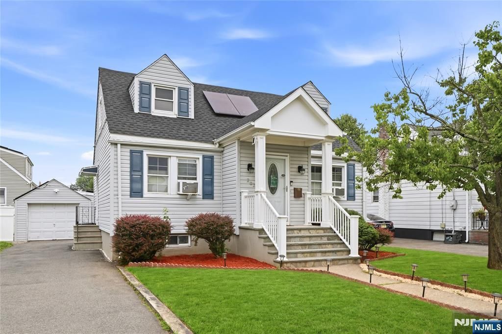 202 Lenox, Paterson, NJ 07502
