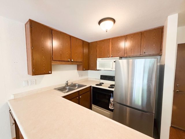 103 Vista Prieta Court, Santa Cruz, CA 95062