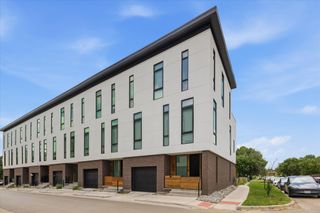 453 W Morphy Street, Fort Worth, TX 76104