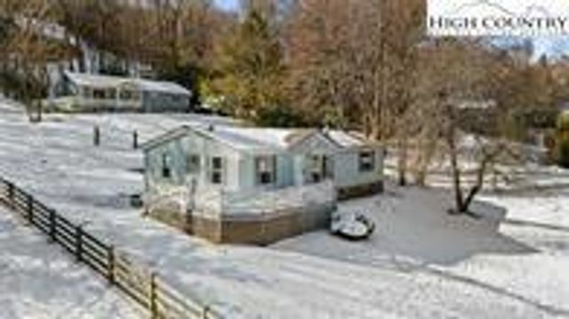 111 Oxford Lane 1, Blowing Rock, NC 28605