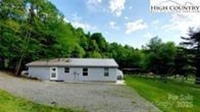 111 Oxford Lane 1, Blowing Rock, NC 28605